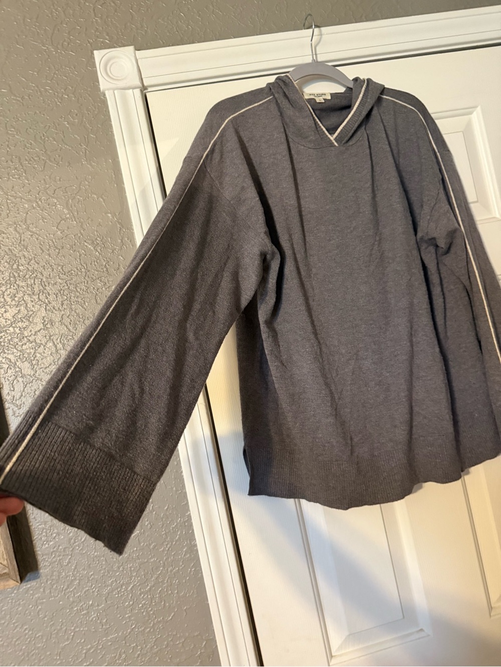Max Studio Womens Crewneck Sweater in Charcoal with Cream Trim